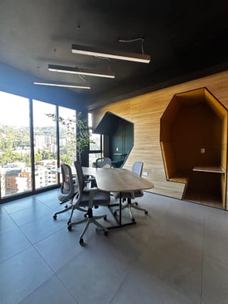 Apartamento en alquiler-Edificio Quince Esquina, Z.15 VHI — Apartamento en Alquiler en Quince Esquina, Zona 15, Guatemala, Ciudad — miniatura 9 de 11
