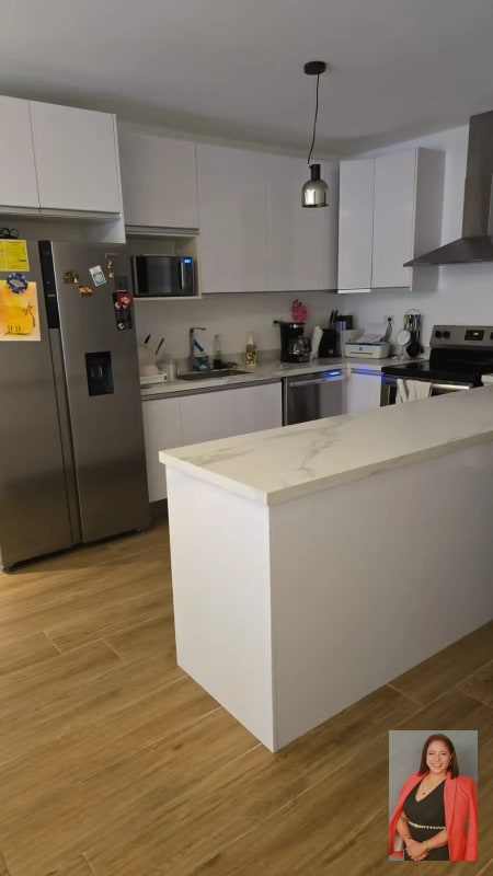 Apartamento en renta y venta Lirios 3 de Cayala - 9