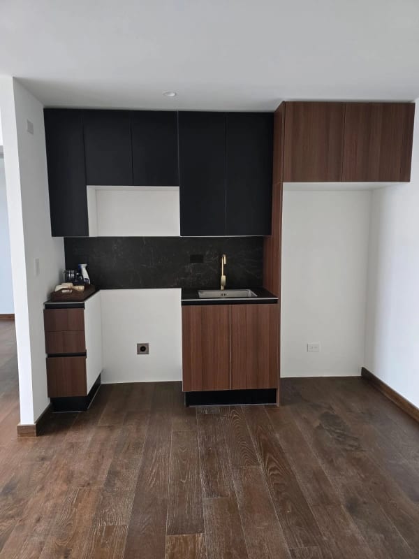 APARTAMENTO EN VENTA ATARAH ZONA 10 — Apartamento en Venta en Atarah, Zona 10, Guatemala, Ciudad — foto 1 de 3