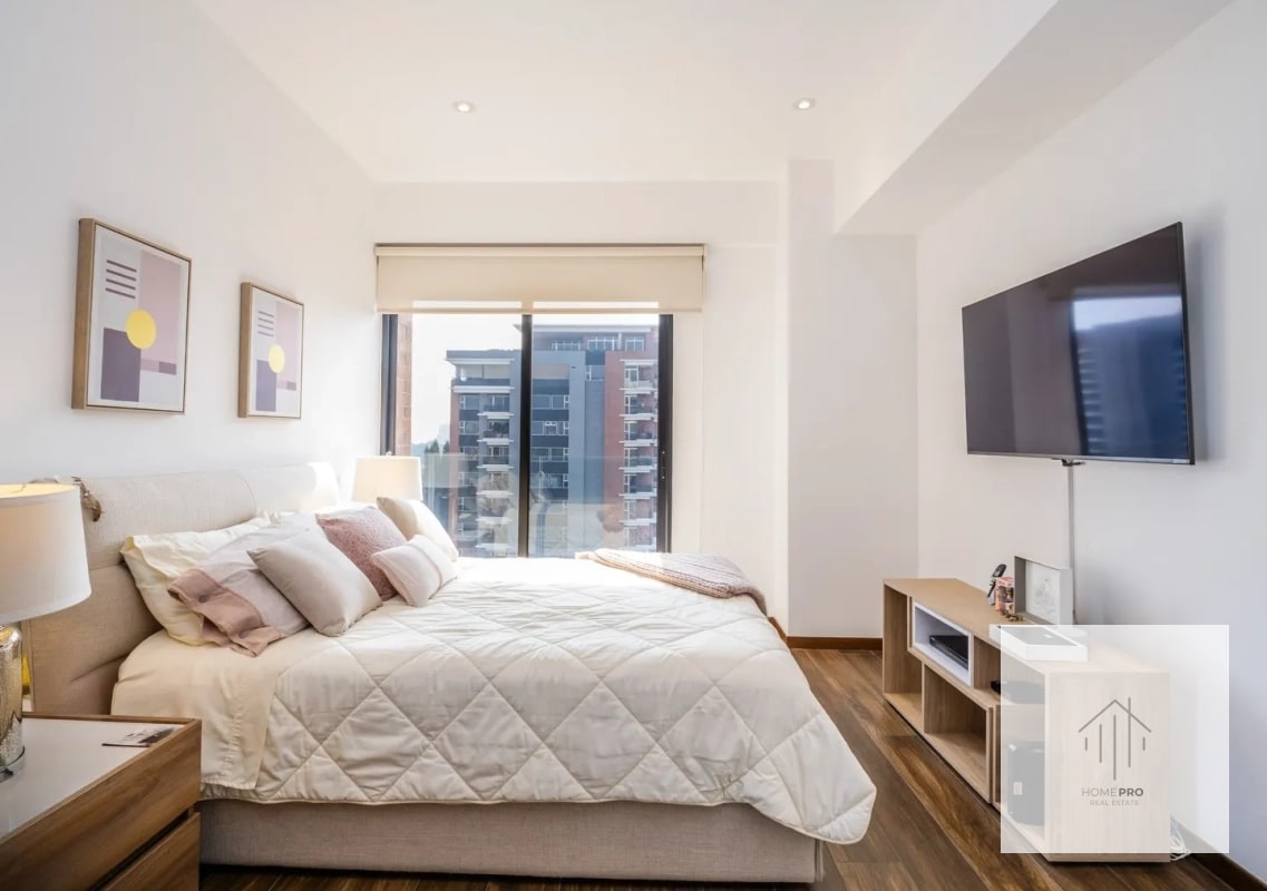 Apartamento Amueblado en Venta o Renta en Zona 10 - 10