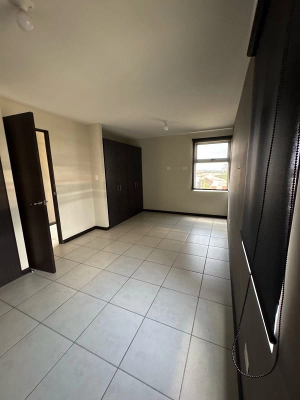VENTA DE APARTAMENTO EN CONDADO NARANJO/ALEGRIA/Z.4 MIXCO — Apartamento en Venta en Condado Naranjo, Zona 4 Mixco, Guatemala, Ciudad — foto 10 de 16
