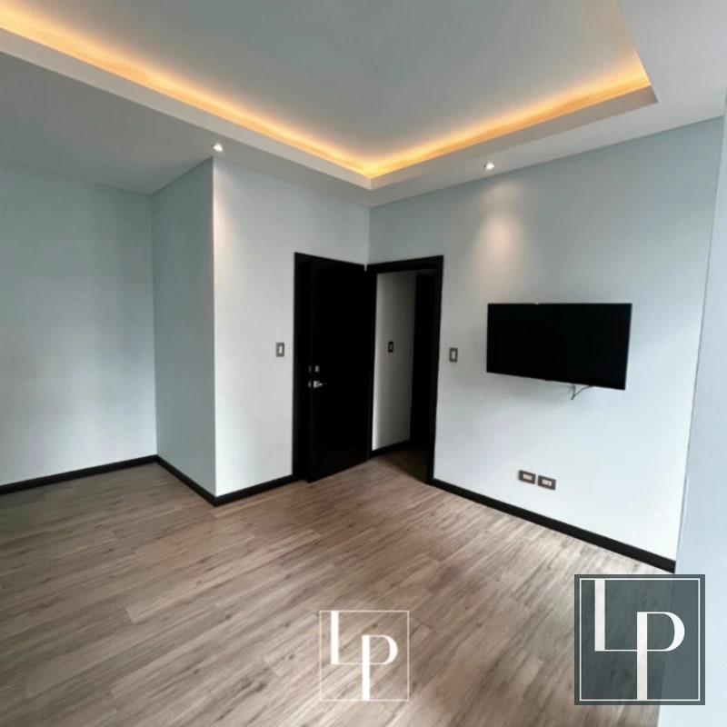 Apartamento de 2 Hab. en Renta en Lirios de Cayalá - 5