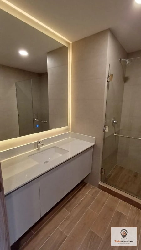 Apartamento en Renta en Parque 14 - 14