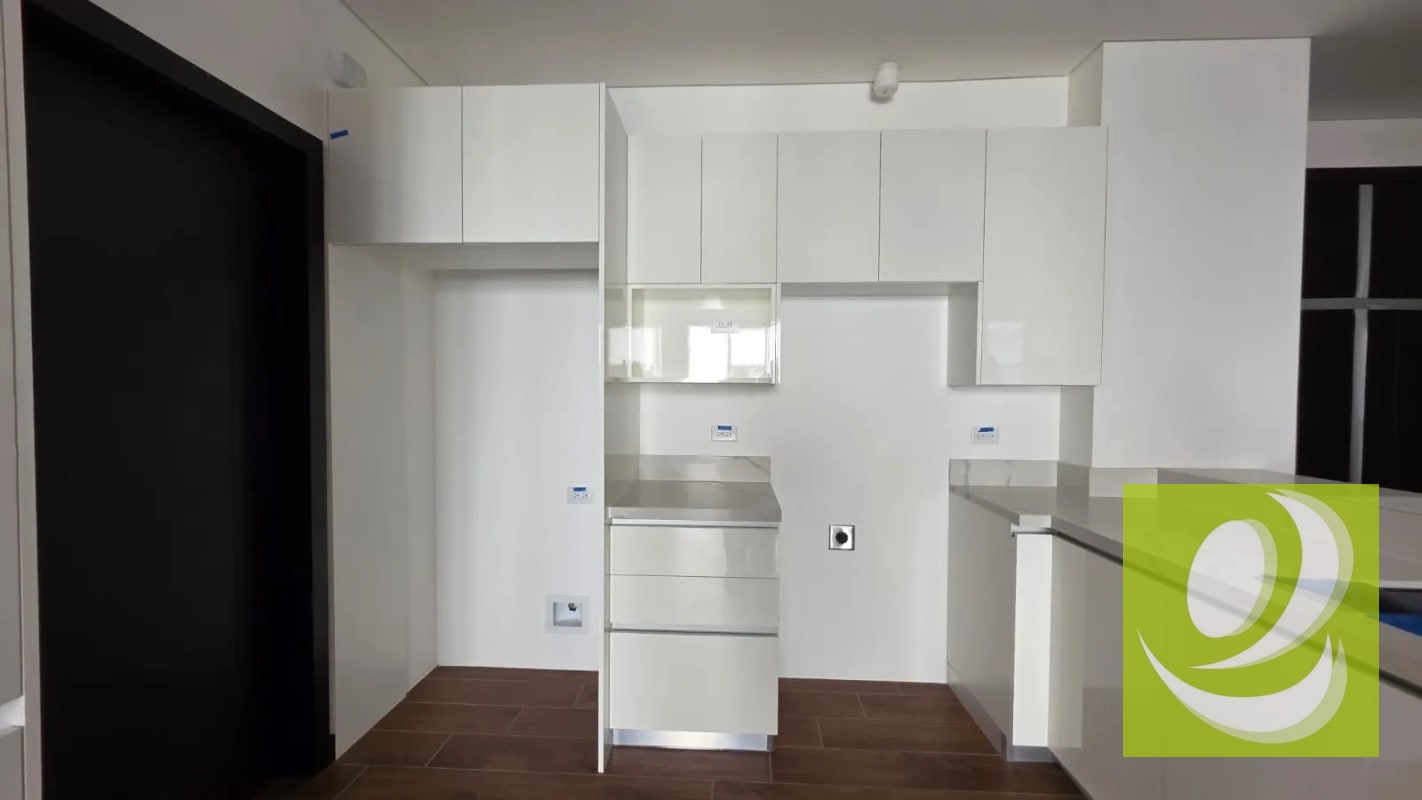 Renta  apartamento en Lirios zona 16 - 10