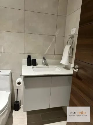 Apartamento amueblado zona 10 — Apartamento en Alquiler en Parque 10, Zona 10, Guatemala, Ciudad — miniatura 10 de 17