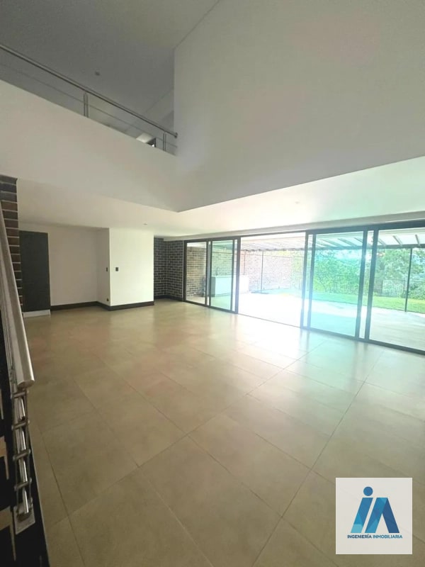 APARTAMENTO EN ALQUILER 📍Viú Cayalá, z. 16 ¡EXCLUSIVIDAD Y ELEGANCIA CON JARDÍN PRIVADO! - 1