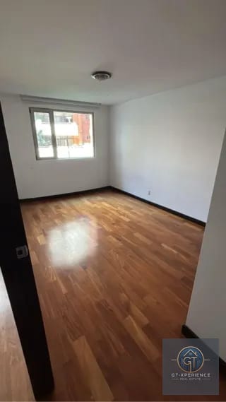 Lindo apartamento en edificio Attica, Zona 14 — Apartamento en Alquiler en Attica, Zona 14, Guatemala, Ciudad — miniatura 8 de 14
