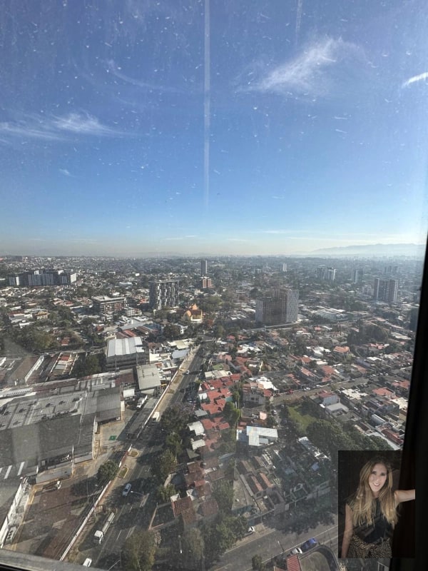 Apartamento en venta Edificio Altaire zona 11 - 5