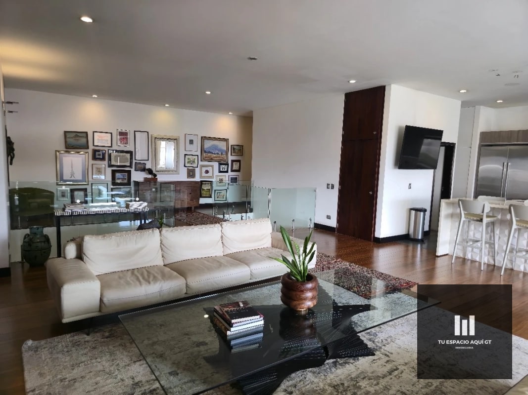 Hermoso Penthouse en Venta en Zona 10 - 13