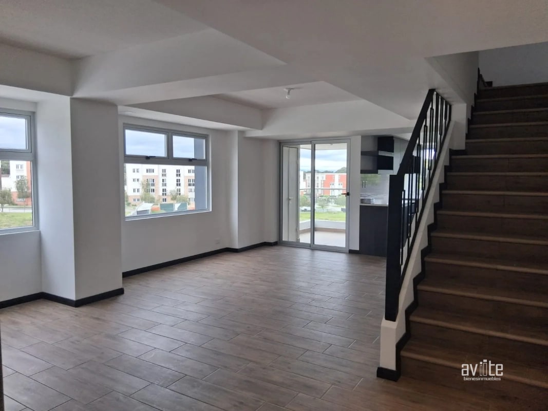 Condado Naranjo, Serena.  Villa de 2 niveles Q7500 para estrenar - 7