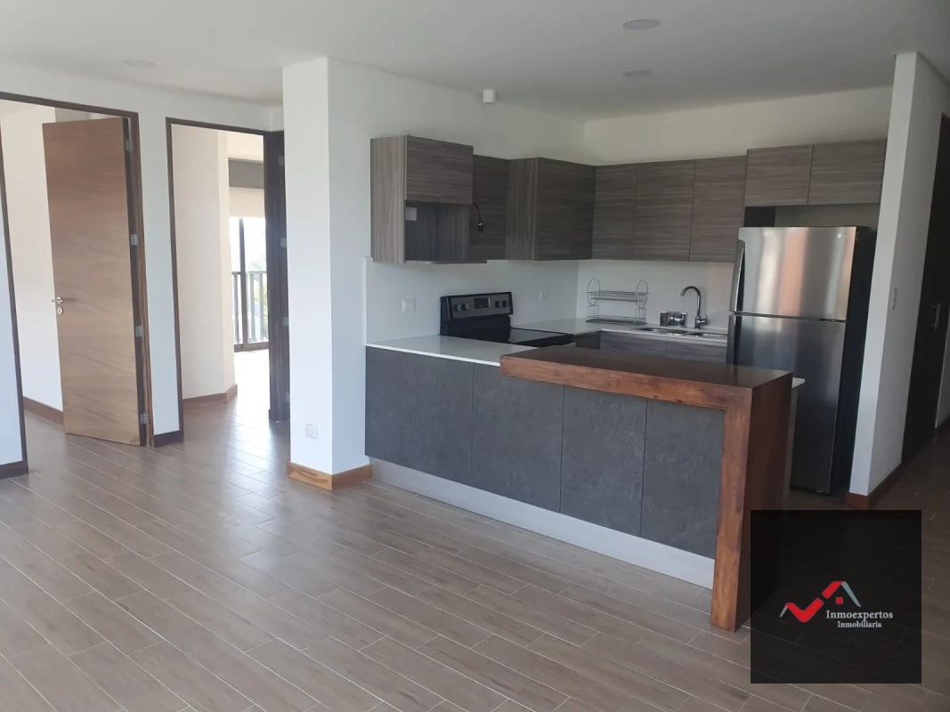 APARTAMENTO EN VENTA ZONA 15 - 8