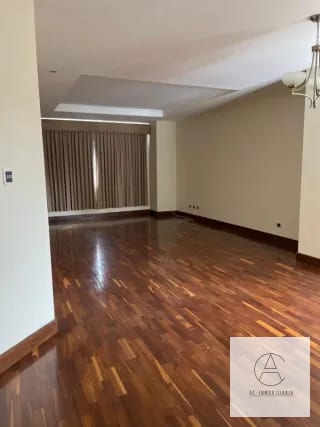 Apartamento en renta en Oakland, zona 10 — Apartamento en Alquiler en Zona 10, Guatemala, Ciudad — miniatura 2 de 16