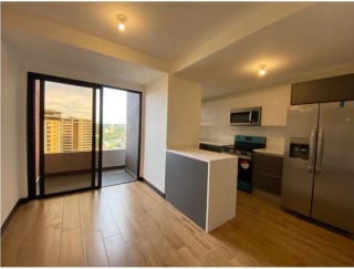 APARTAMENTO EN RENTA - zona 15 VHII — Apartamento en Alquiler en Vista Hermosa II, Zona 15, Guatemala, Ciudad — miniatura 1 de 4