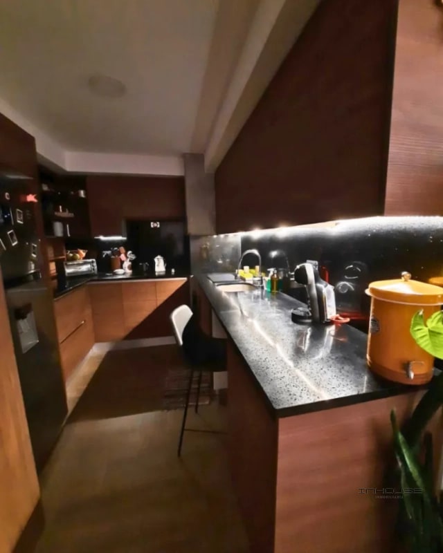 APARTAMENTO EN VENTA ZONA 4 EN NIVEL ALTO - 10