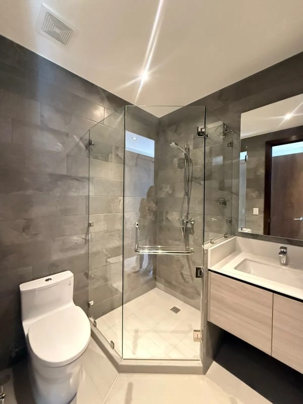 Apartamento en Venta o alquiler en zona 10 — Apartamento en Venta en Santa Sofía, Zona 10, Guatemala, Ciudad — foto 11 de 15