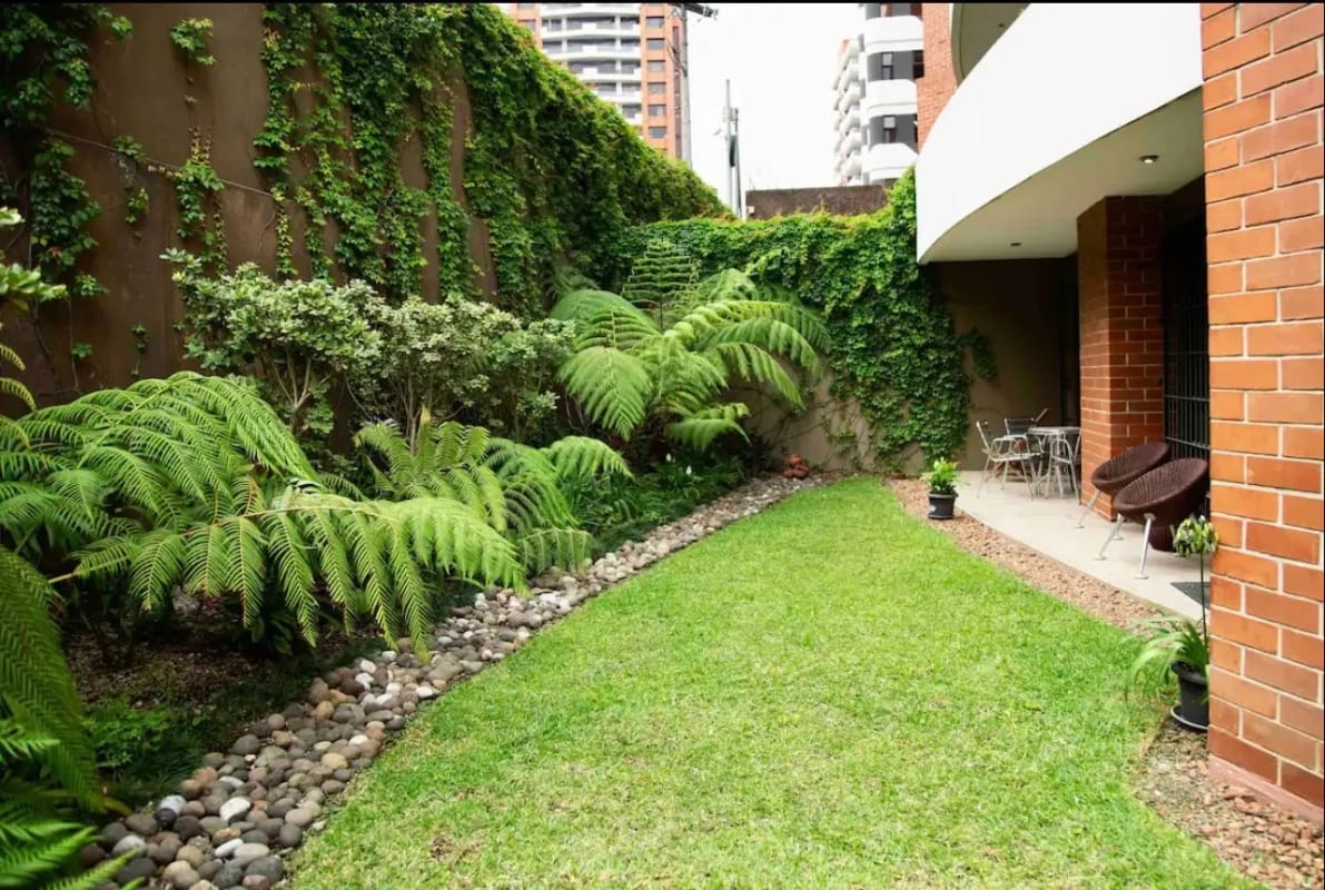APARTAMENTO CON JARDÍN - ZONA 14 — Apartamento en Venta en Plenum 14, Zona 14, Guatemala, Ciudad — foto 6 de 12