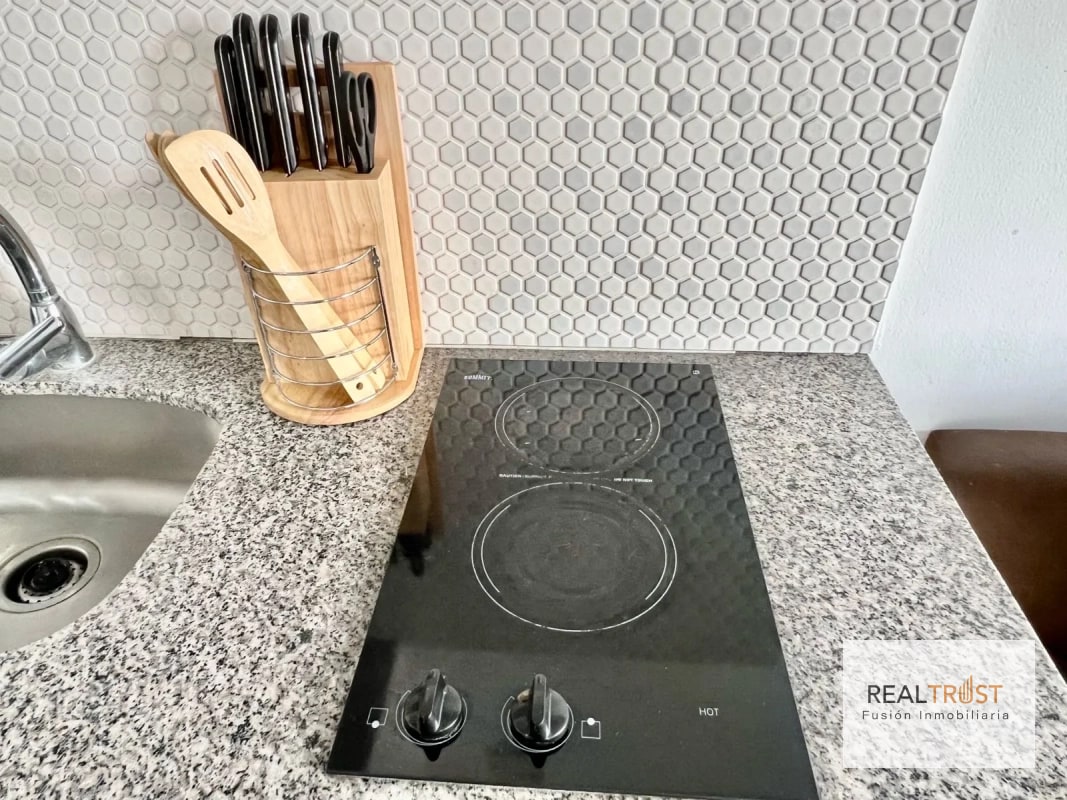 Se vende lindo apartamento en 4 Grados Norte, Edificio 4 Venezia, totalmente amueblado. - 3