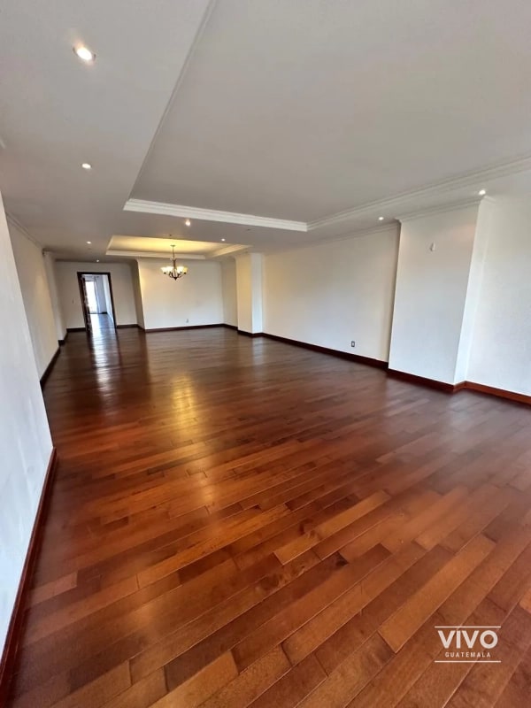 Apartamento amplio en renta – TADEUS, Zona 14, $2400 - 3
