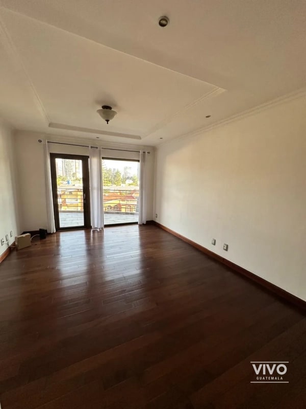 Apartamento amplio en renta – TADEUS, Zona 14, $2400 - 2