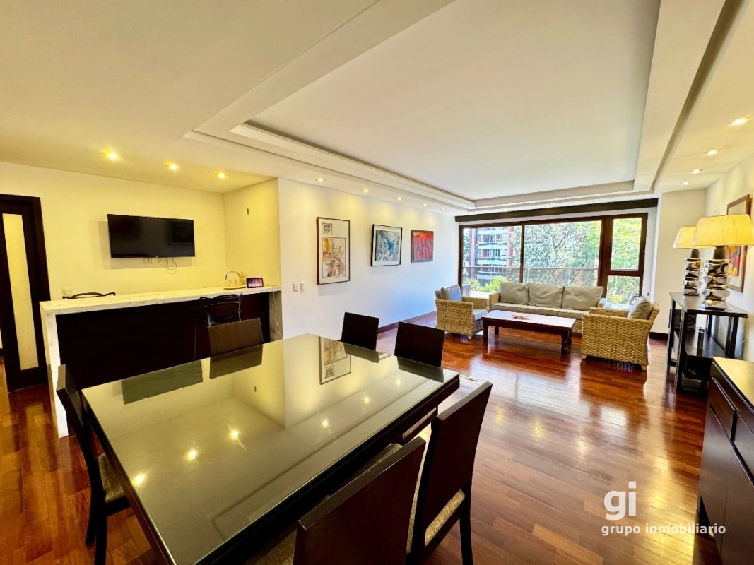 Apartamento de 200 m2 en venta zona 14 - 12