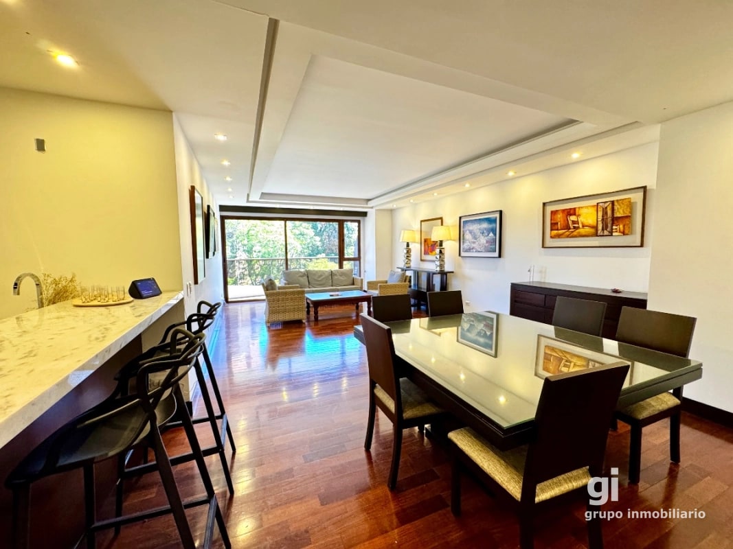 Apartamento de 200 m2 en venta zona 14 - 10