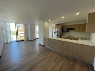 APARTAMENTO RENTA ZONA 15 VH1., 94 MTS2, 3 DORMITORIOS.2 PARQUEOS  $1,350 — Apartamento en Alquiler en Vista Hermosa I, Zona 15, Guatemala, Ciudad — miniatura 1 de 6