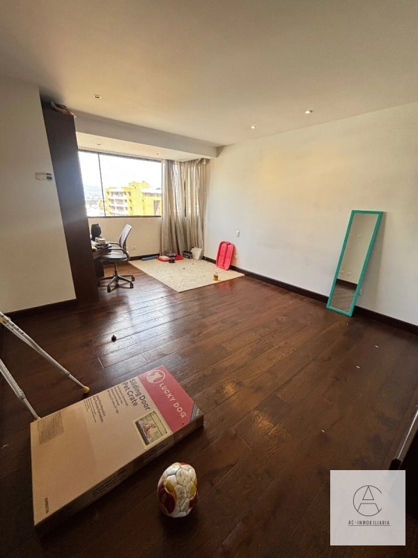Apartamento en venta en zona 14 - 12