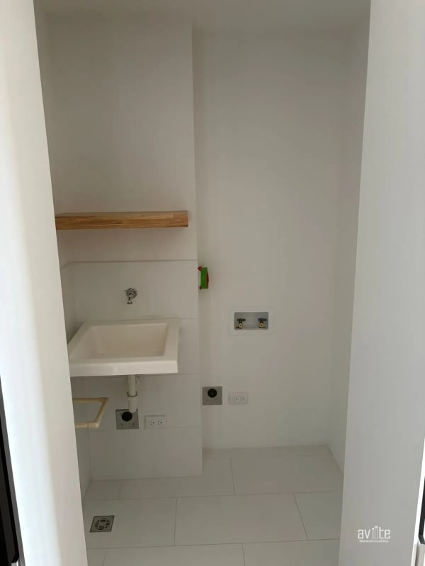 Apartamento tipo estudio en alquiler en Centrico, zona 5.    Q5,500.00 incluye linea blanca. - 12