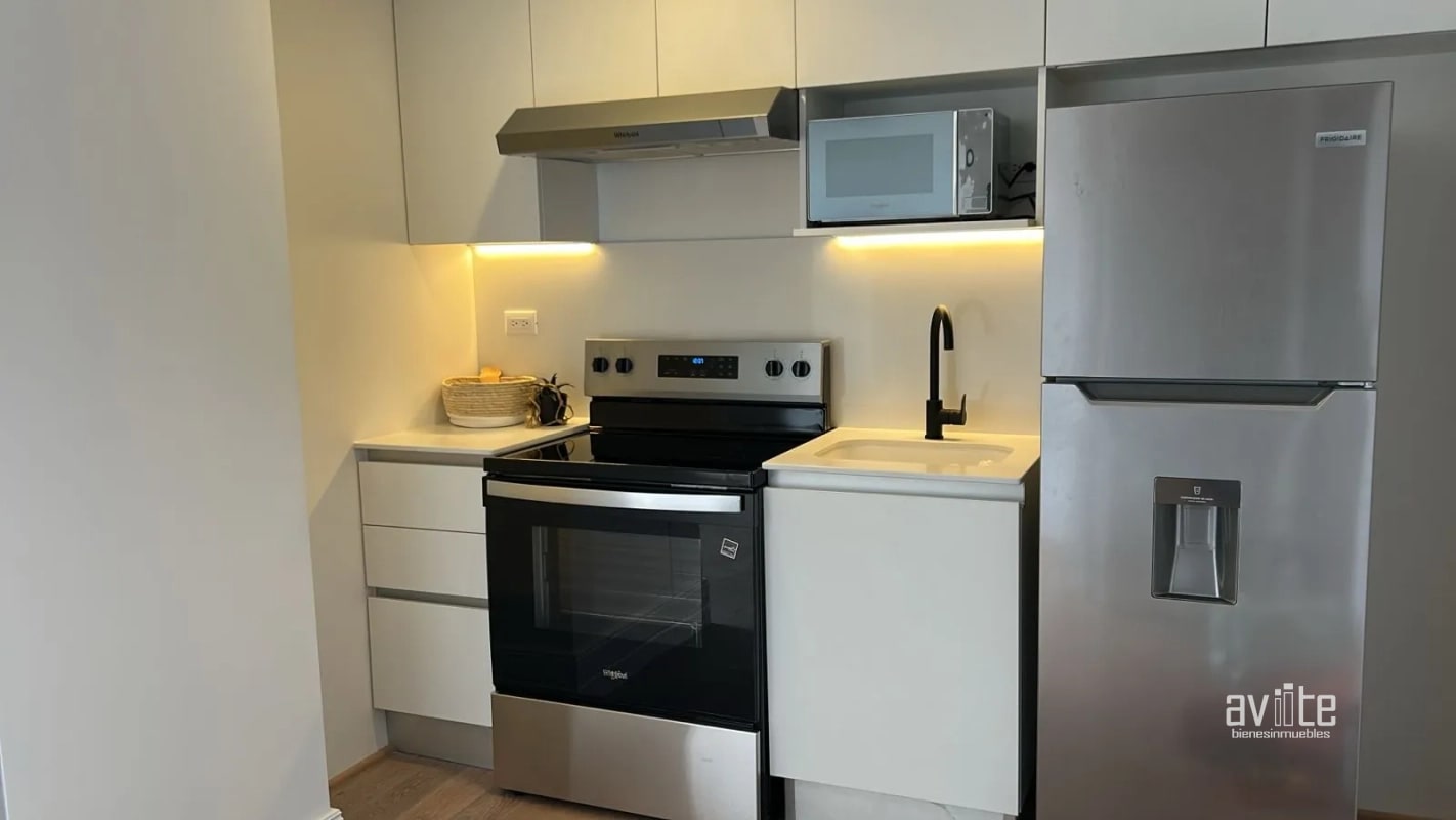 Apartamento tipo estudio en alquiler en Centrico, zona 5.    Q5,500.00 incluye linea blanca. - 11
