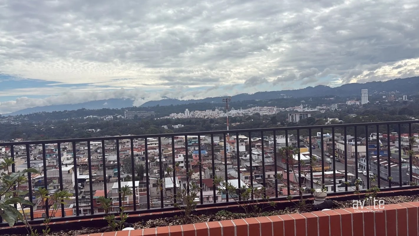 Apartamento tipo estudio en alquiler en Centrico, zona 5.    Q5,500.00 incluye linea blanca. - 4