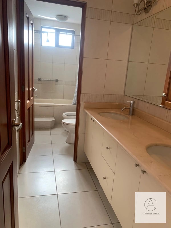 Apartamento en venta zona 14. 2 habitaciones - 15