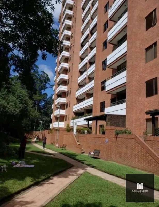 Apartamento en Alquiler, en Zona 10 - Amueblado - 1