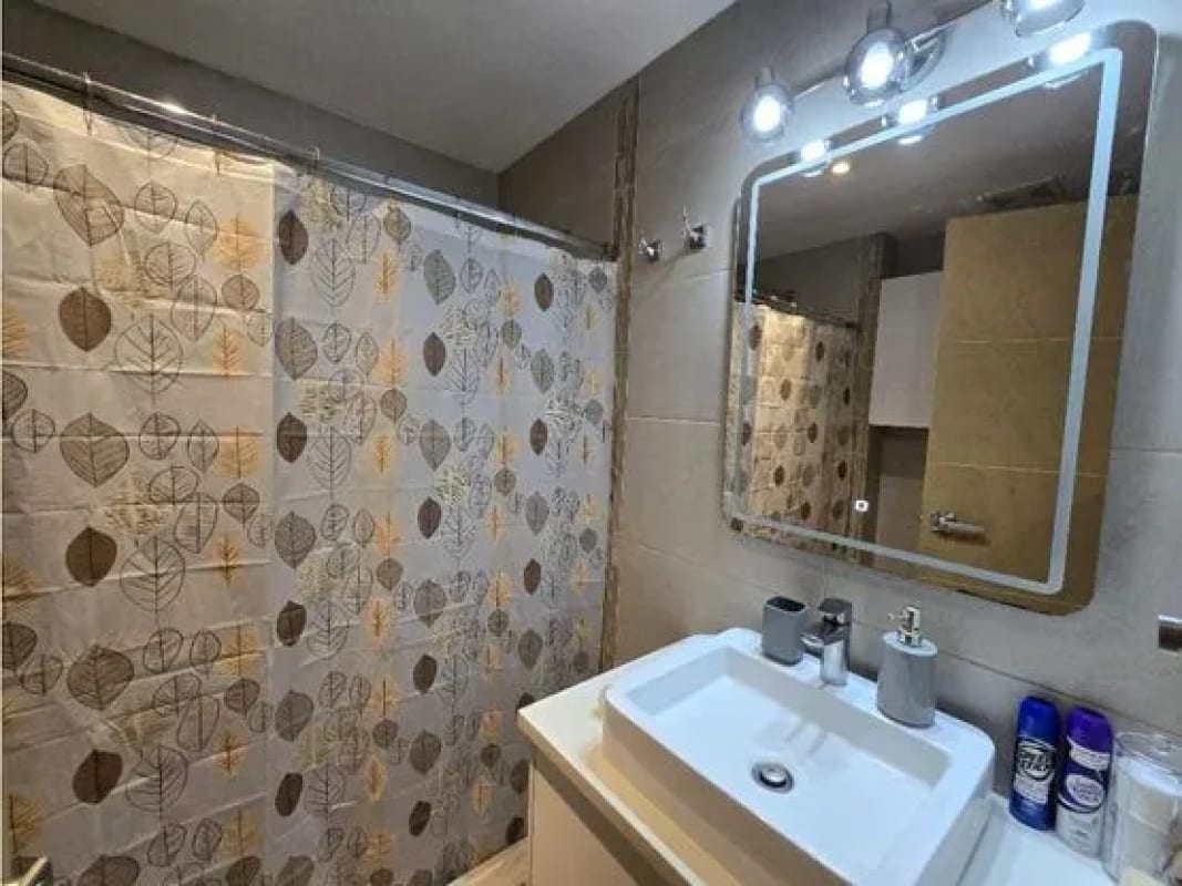 Apartamento en Alquiler Zona 10 — Apartamento en Alquiler en Zona 10, Guatemala, Ciudad — foto 2 de 9