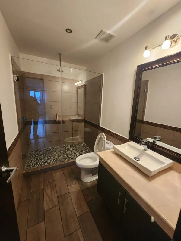 Apartamento Amueblado en Renta – Verona, Zona 10 - 2
