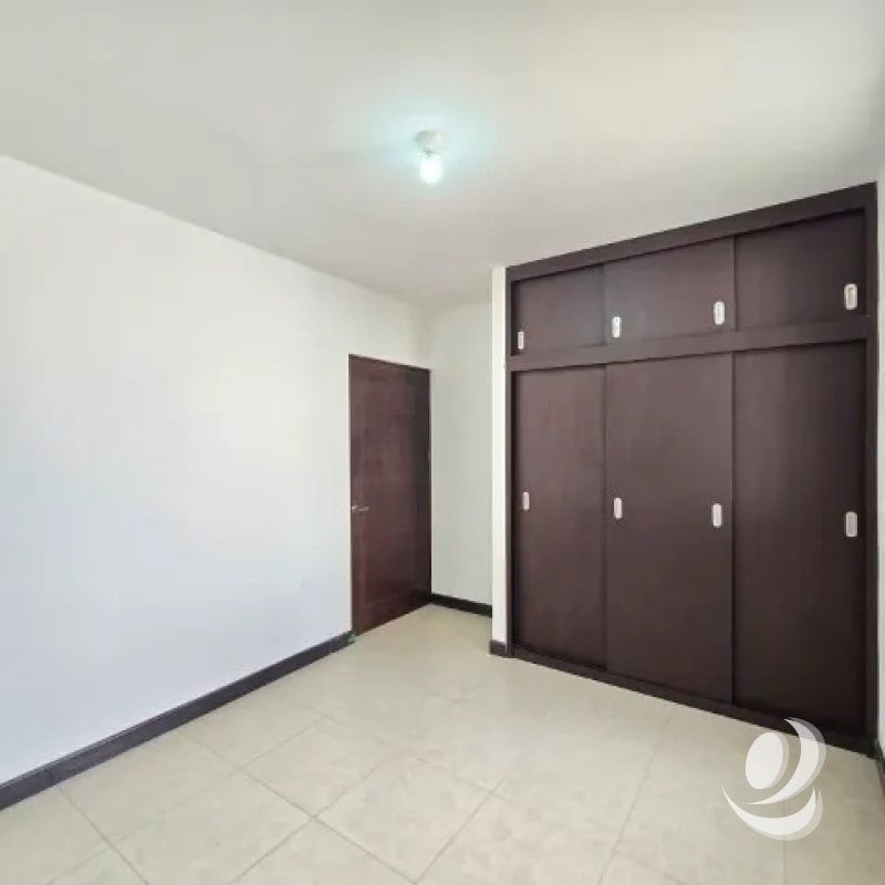 Apartamento en Renta Piedra Parada acceso por Zona 16 - 7