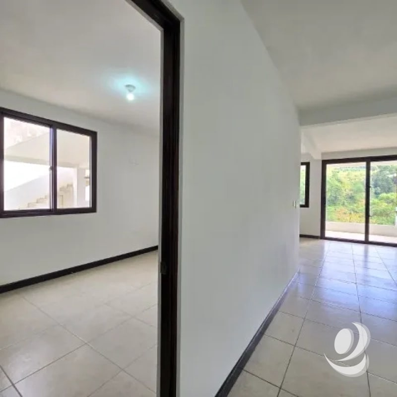 Apartamento en Renta Piedra Parada acceso por Zona 16 - 5