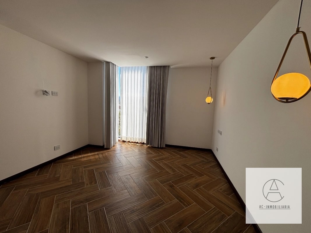 Venta de Apto. Naori, zona 10 - 16