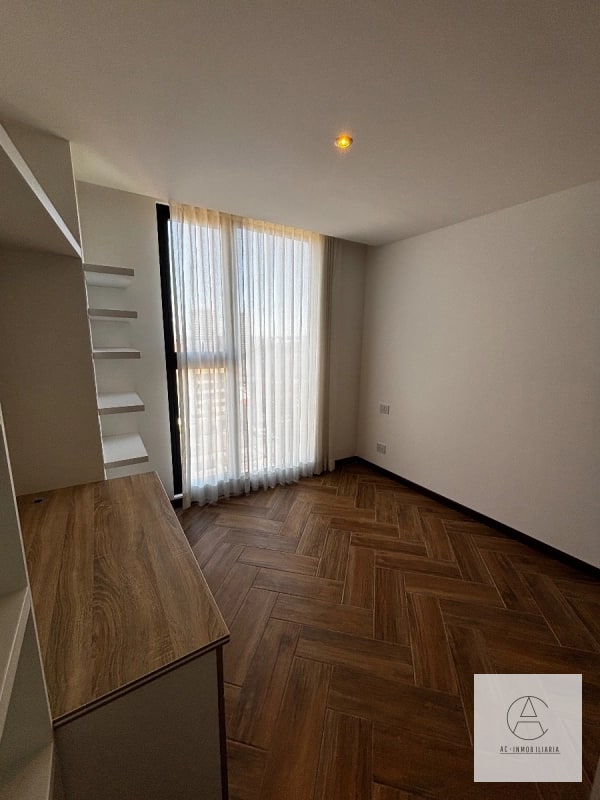 Venta de Apto. Naori, zona 10 - 7