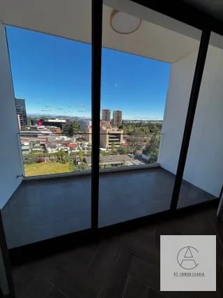 Venta de Apto. Naori, zona 10 — Apartamento en Venta en Naori, Zona 10, Guatemala, Ciudad — miniatura 3 de 17