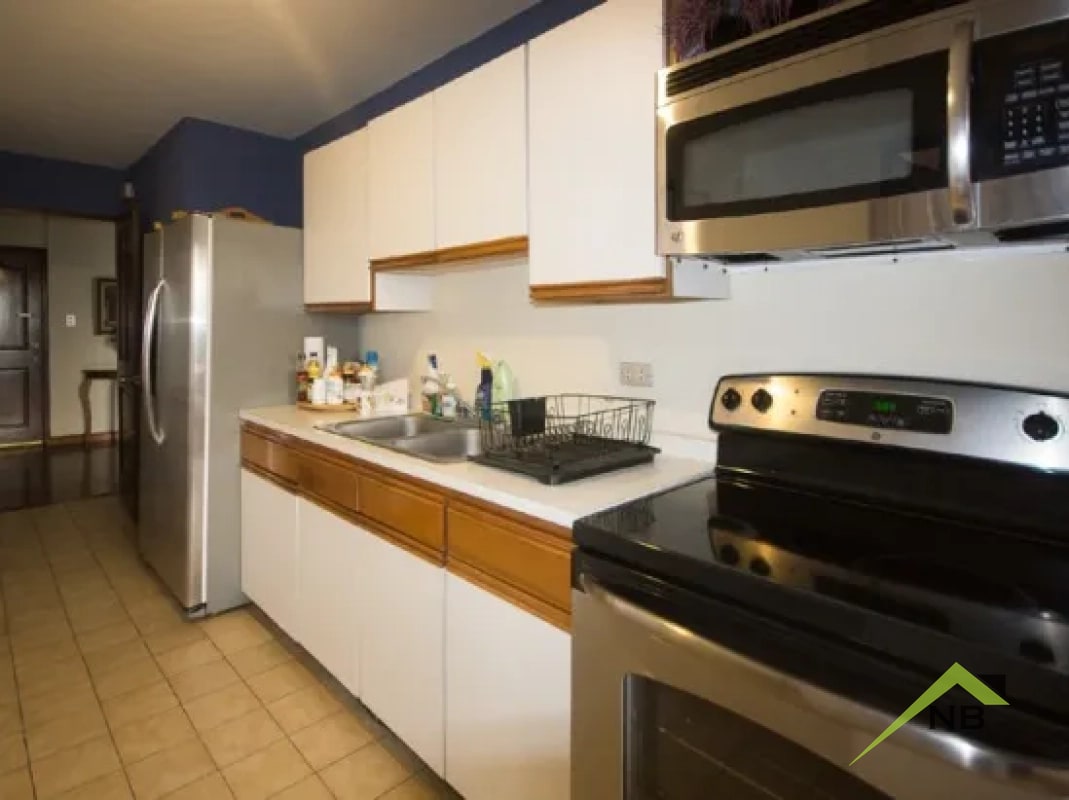 APARTAMENTO EN VENTA ZONA 13 CON VISTA AL LAGO Y VOLCANES - 5