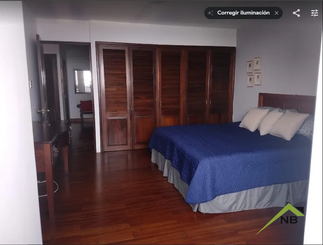 APARTAMENTO EN VENTA ZONA 13 CON VISTA AL LAGO Y VOLCANES - 2