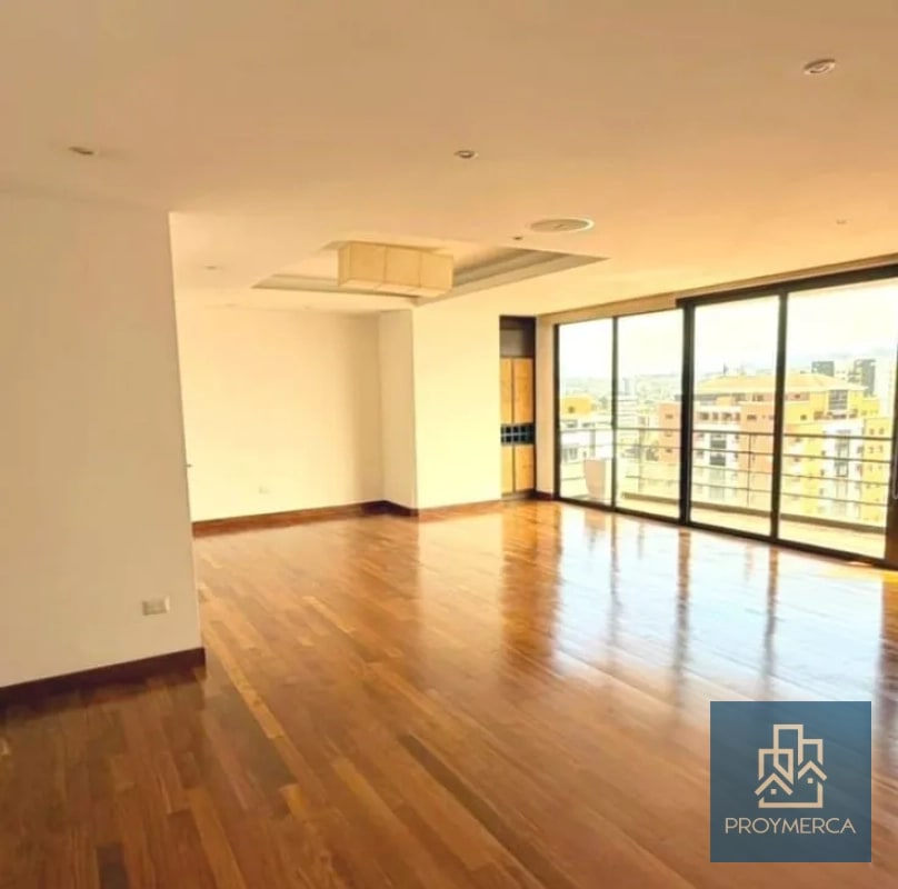Apartamento en alquiler, Edificio Mirafiori, zona 10 - 12