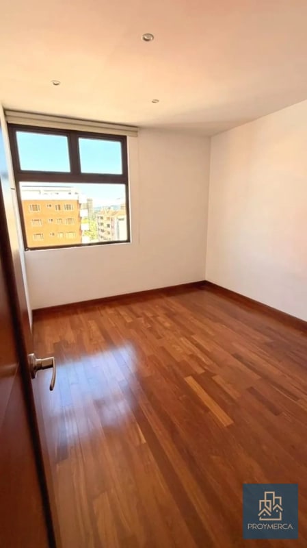 Apartamento en alquiler, Edificio Mirafiori, zona 10 - 9