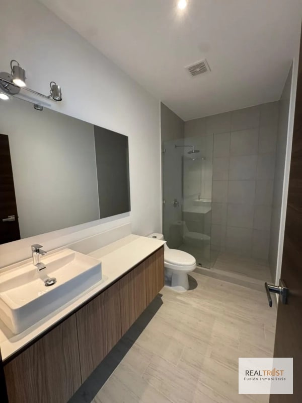 Apartamento en venta Spazio zona 15 - 8