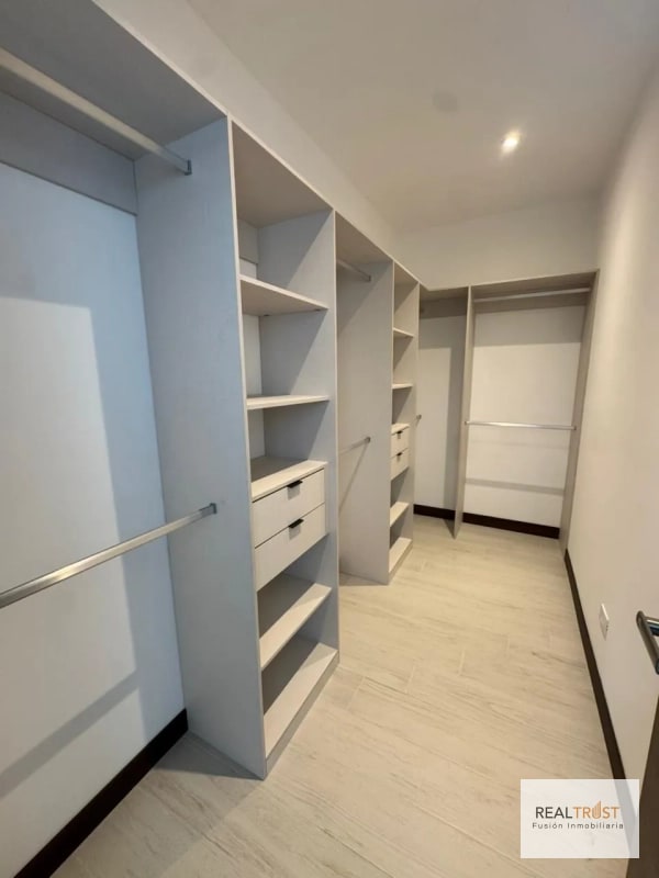 Apartamento en venta Spazio zona 15 - 6