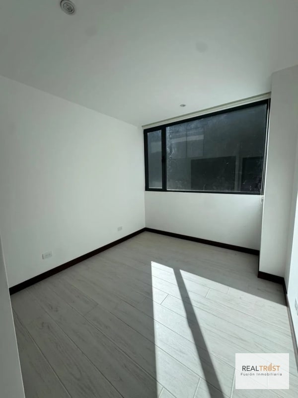 Apartamento en renta Spazio zona 15 - 9