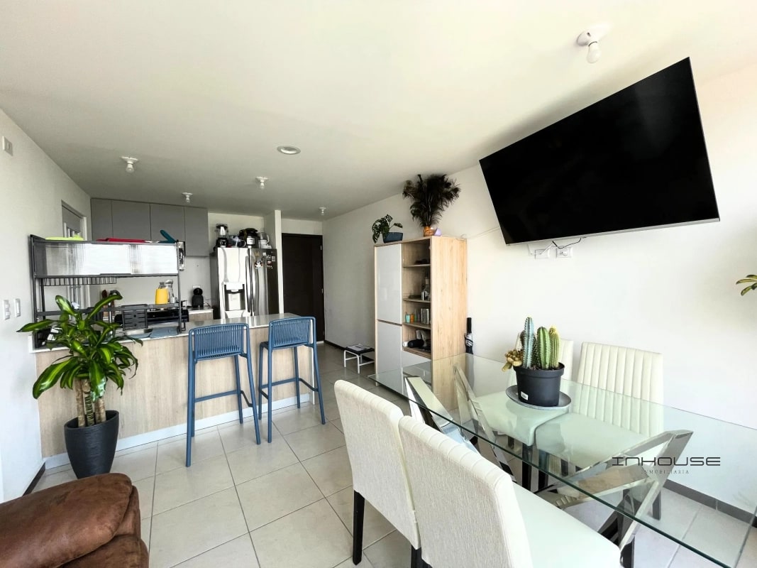 APARTAMENTO EN VENTA ZONA 11 CON ACCESO AL PERIFERICO - 6