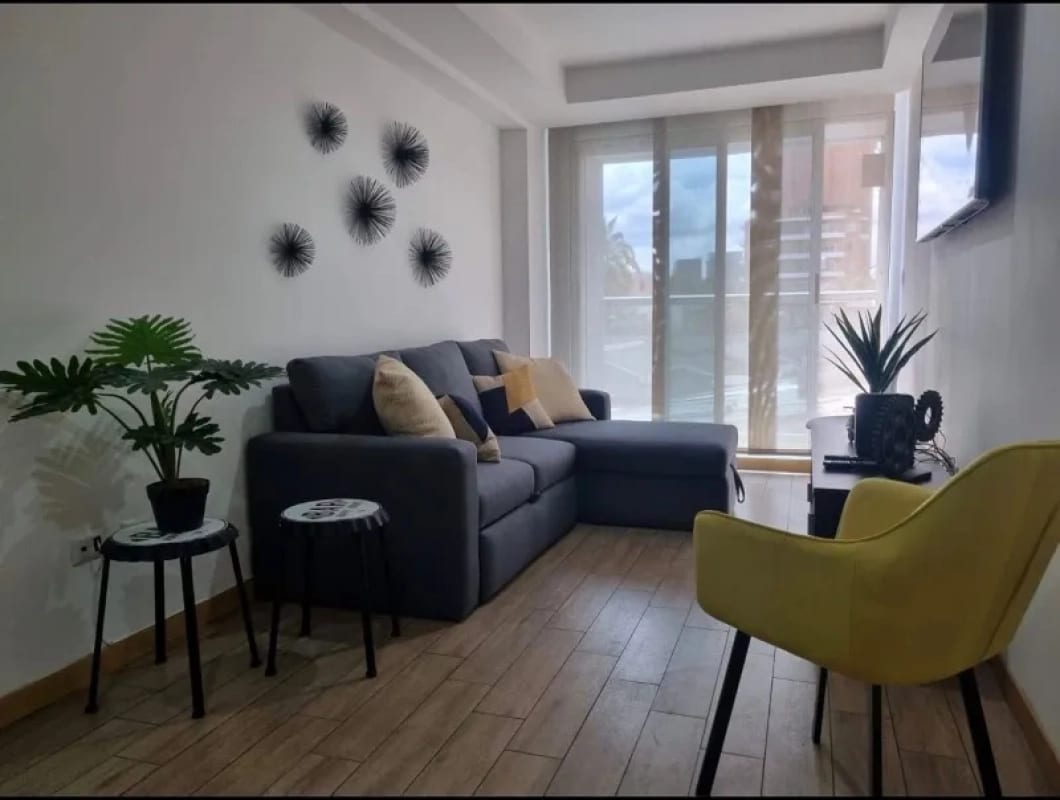 Venta de apartamento en zona 10 City House de 2 dormitorios. — Apartamento en Venta en City Haus, Zona 10, Guatemala, Ciudad — foto 1 de 9