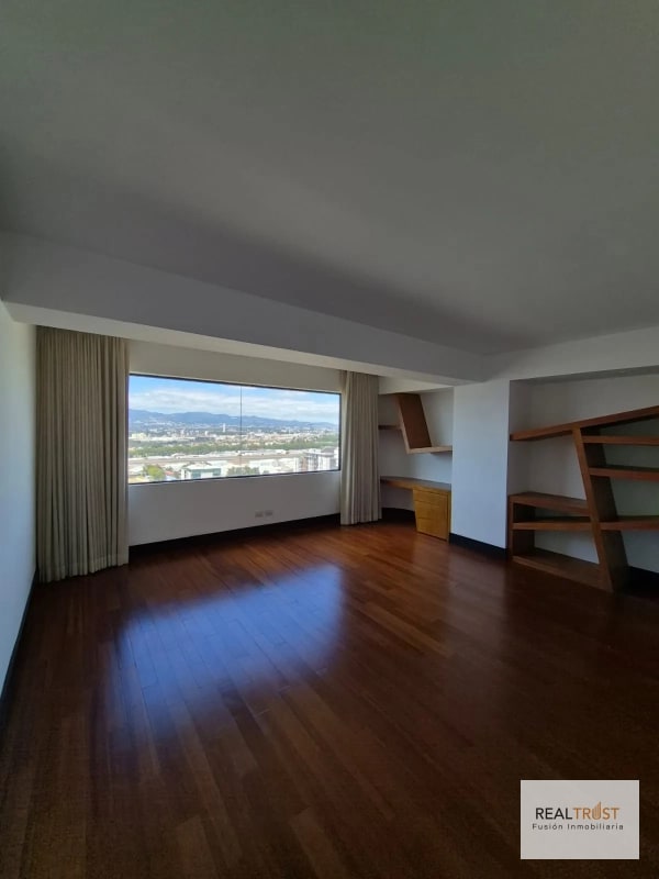 EN VENTA ESPECTACULAR PENTHOUSE - 11