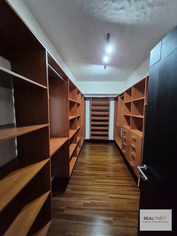 EN VENTA ESPECTACULAR PENTHOUSE - 9